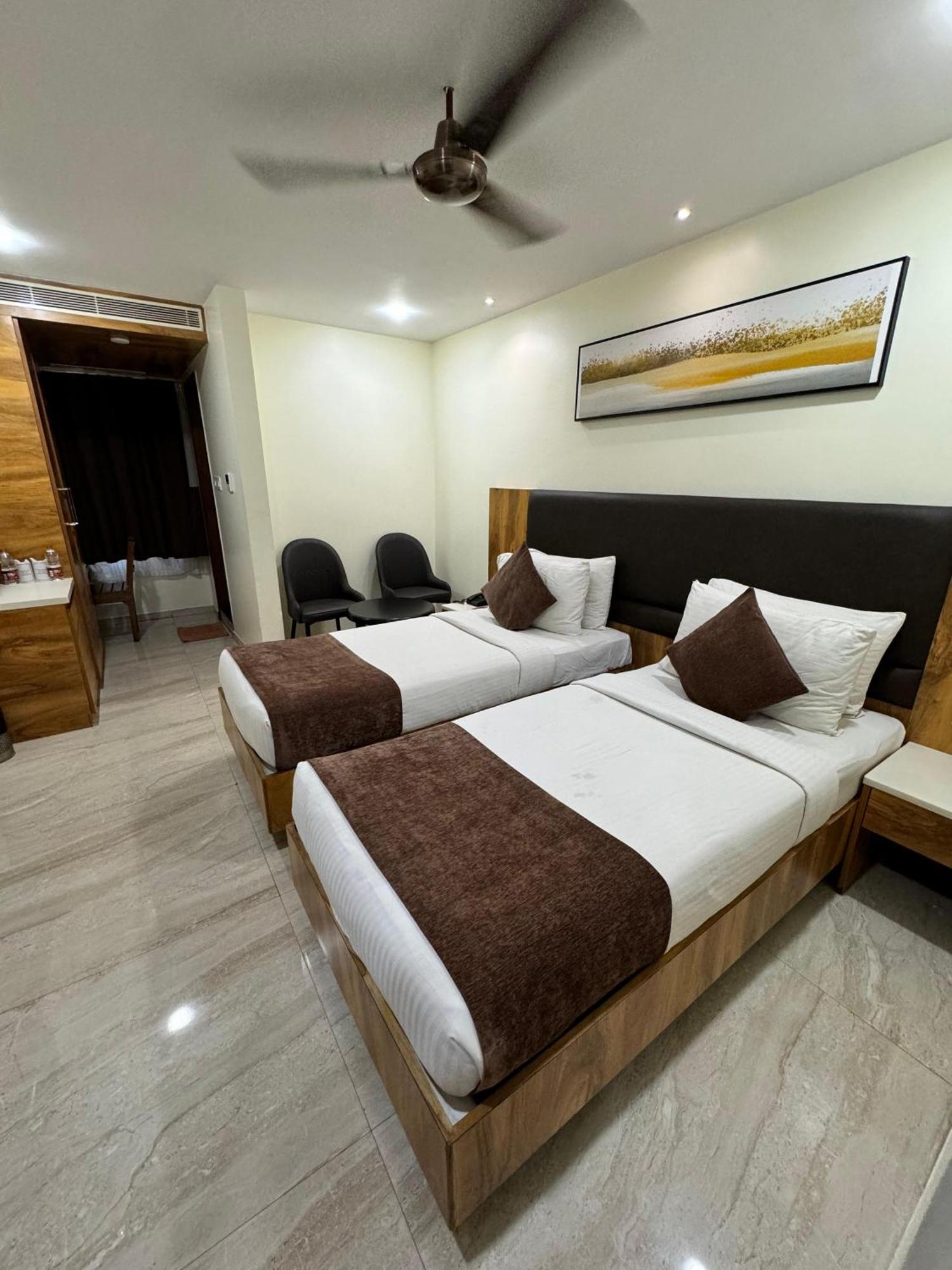 Hotel Touchwood Visakhapatnam Exterior photo