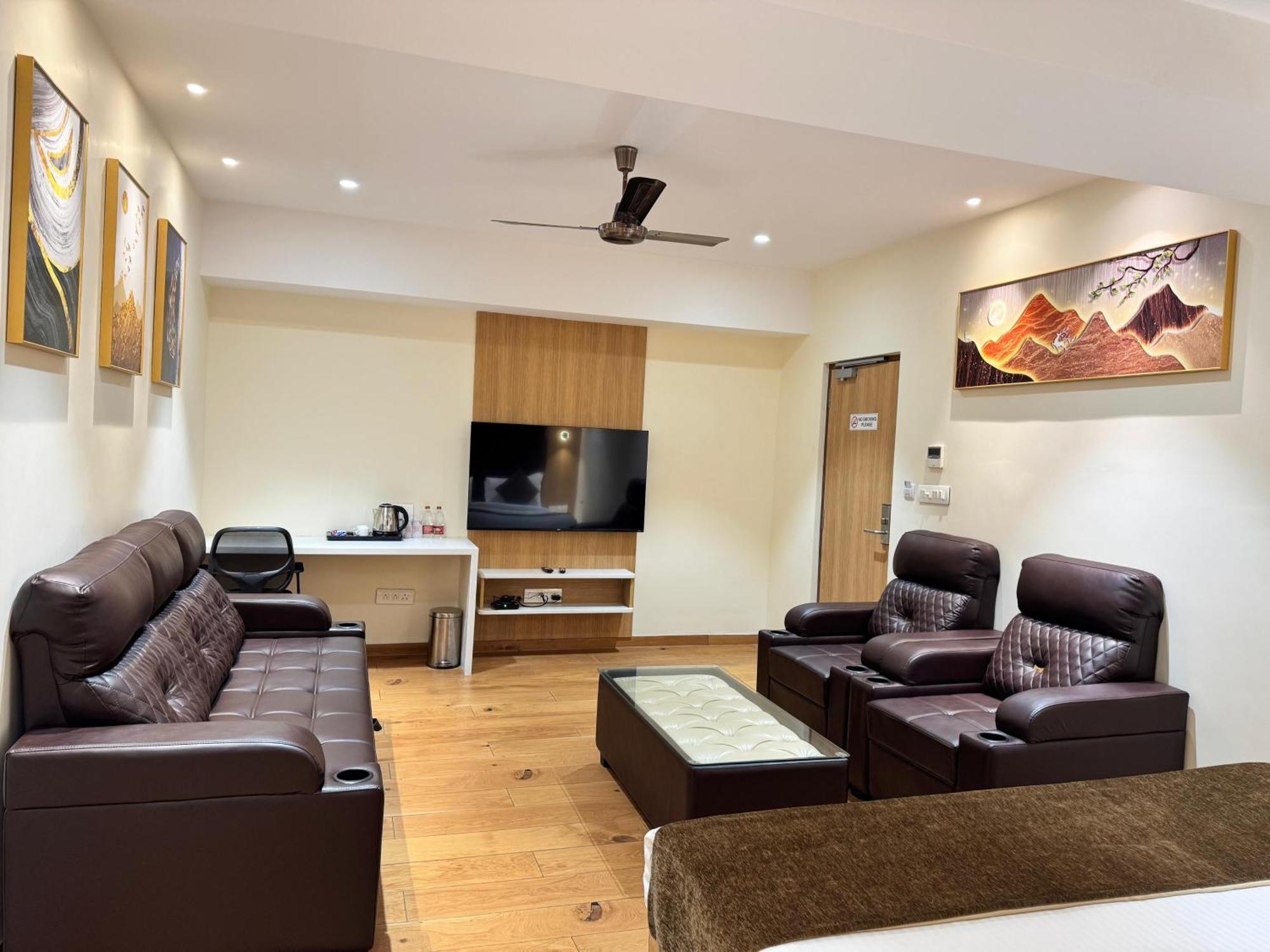 Hotel Touchwood Visakhapatnam Exterior photo